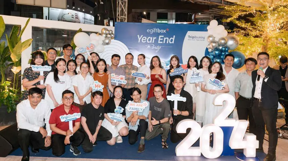 Đặt tiệc nhà hàng hải sản cho Công Ty